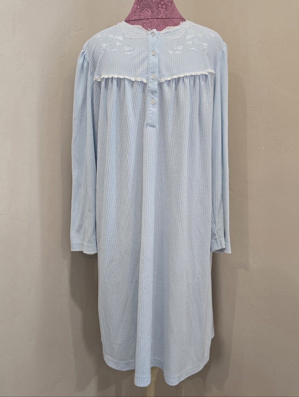 Miss Elaine Womens L Nightgown Ribbed Pintuck Yoke Embroidered Cottagecore Blue